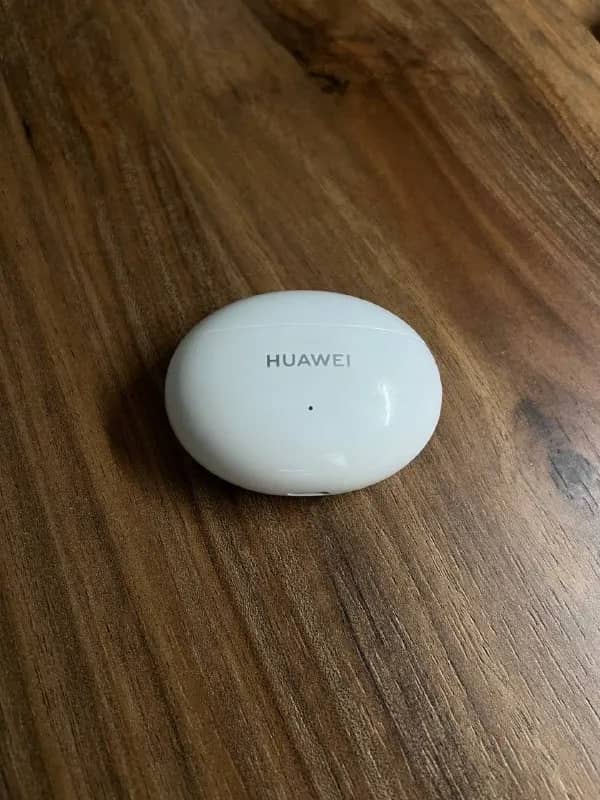 Продам⚡беспроводные наушники Huawei FreeBuds 4i Ceramic White. — Батуми — 70 ₾
