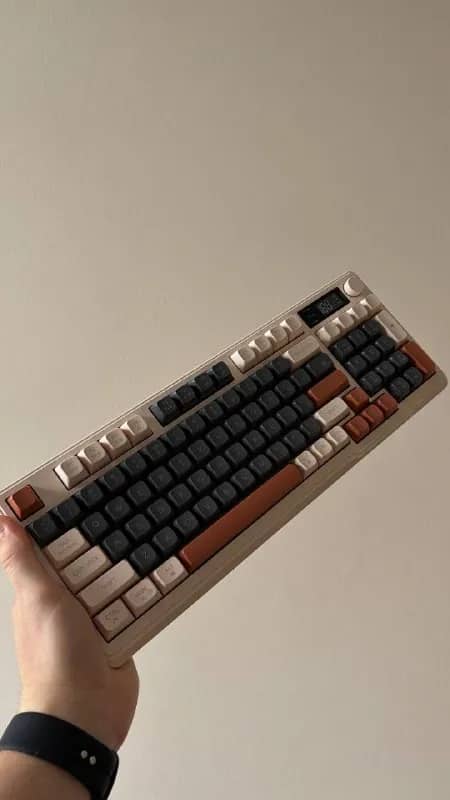 Беспроводная мембранная клавиатура FREEWOLF M96 — Батуми — 50 ₾