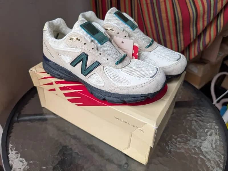 Продам кроссовки New Balance 990v4 — Тбилиси — 475 ₾