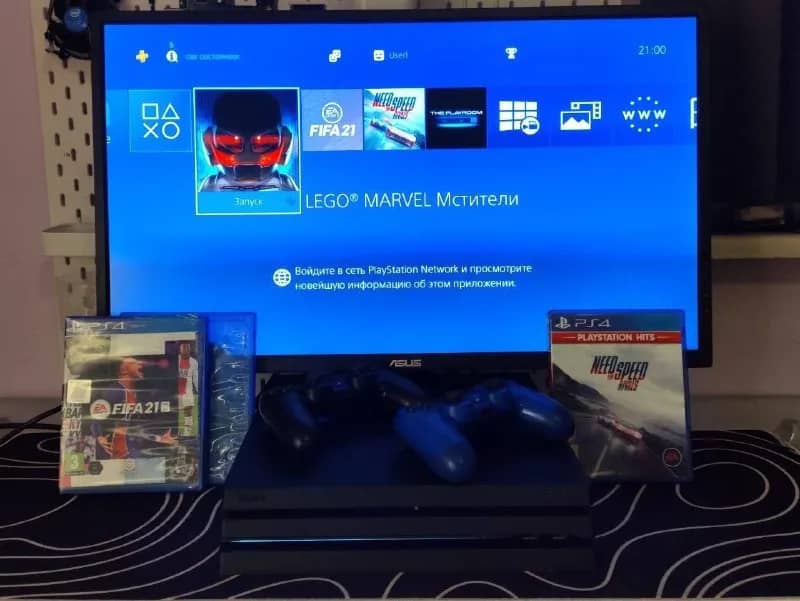 PS4 Pro Cuh-7208b, 2 джойстика, 3 игры — Тбилиси — 650 ₾