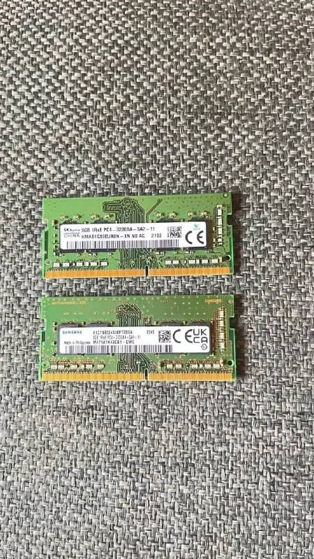 Продам одну из двух ноутбучных планок оперативной памяти — любую. DDR-4 3200 SO-DIMM Samsung 8гб 15 — Батуми — 150 ₾