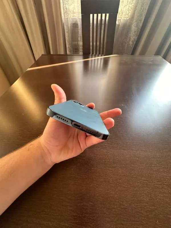 Продам iPhone 12 Pro — Ереван — 90 000 ֏