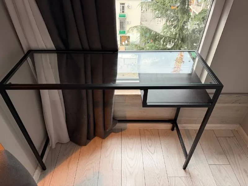 Стол IKEA VITTSJÖ — 100 ₾ — Батуми — 120 ₾