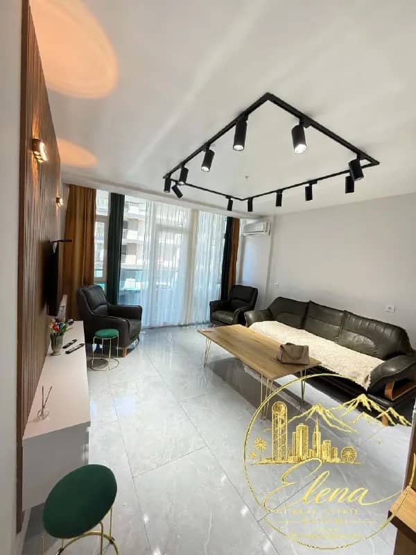 Сдам квартиру 1+1 по улице — Батуми — 700 $