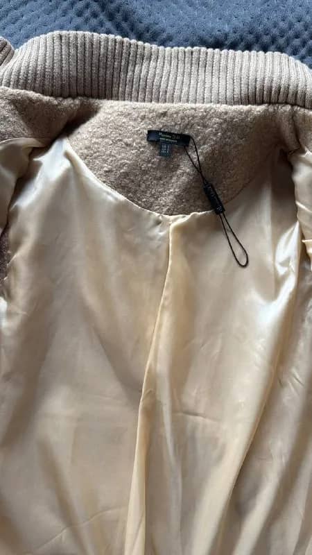 Жилет размер S 1500 tl Massimo Dutti — Стамбул — 1 500 ₺