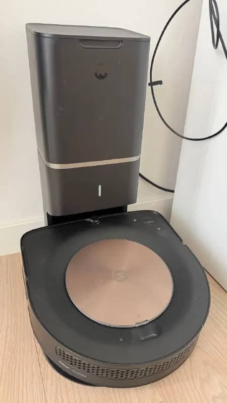 Робот-пылесос iRobot Roomba s9+ с базой Clean Base — Тбилиси — 1 000 ₾