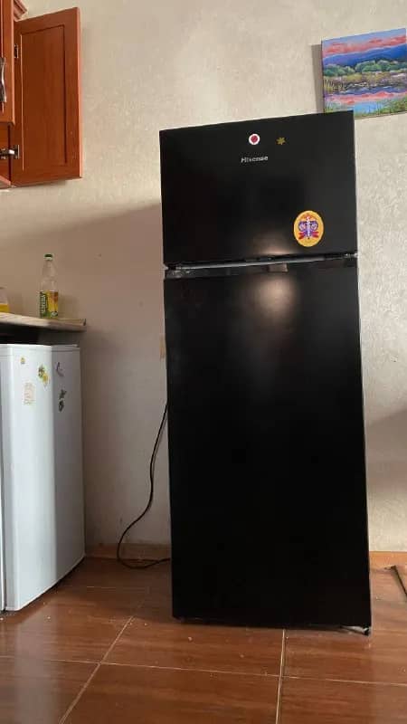 Холодильник, 1 год эксплуатации — Батуми — 250 ₾