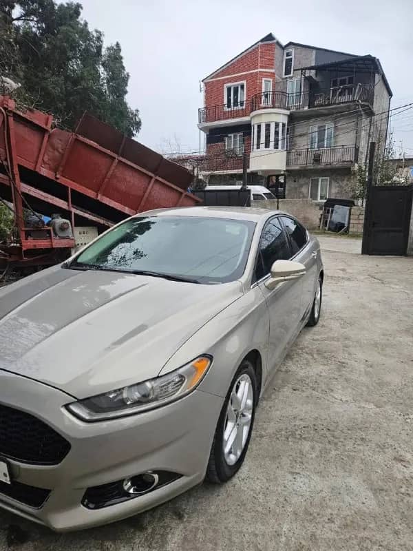 Ford Fusion — Батуми