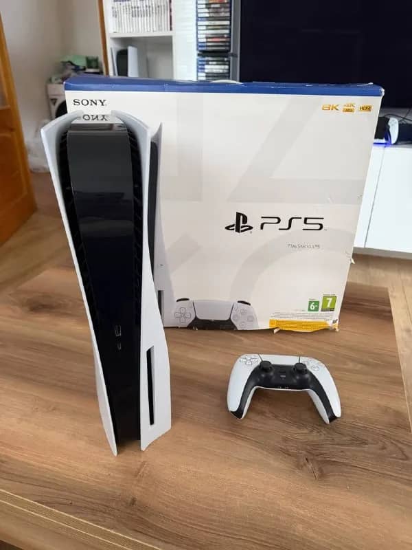 Продаю PlayStation 5 дисковая версия в идеальном состоянии 1250 лари — Батуми — 1 250 ₾
