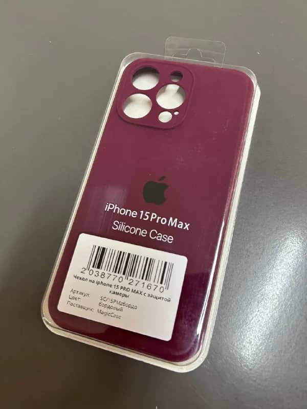 Продам чехол на iPhone 15 pro max, бордовый цвет, внутри бархатное покрытие — Тбилиси — 10 ₾