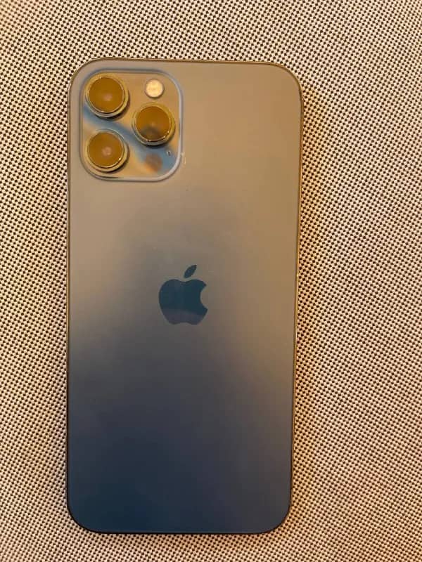 iPhone 12 Pro Max — 512 GB — Анталия — 25 000 ₺