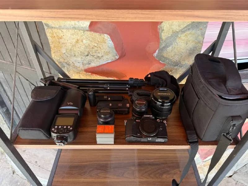 Беззеркальная камера Olympus OM-D E-M5 Mark II, комплект продаётся целиком — Батуми — 1 200 $