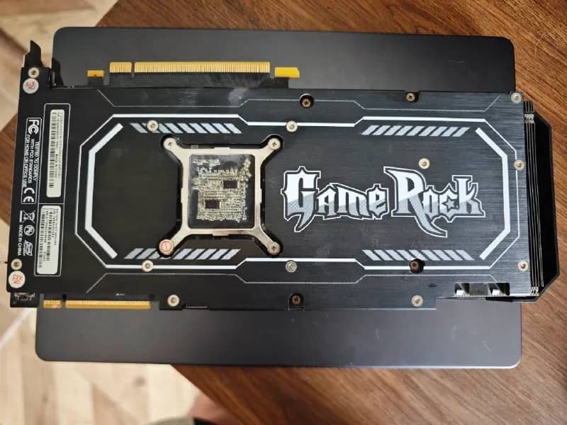 Видеокарта Nvidia RTX 2080 Super Gamerock, блок питания DeepCool DQ750ST — Тбилиси — 950 ₾