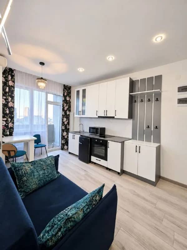 Квартира 1+1 рядом с Аллей Героев — Батуми — 500 $