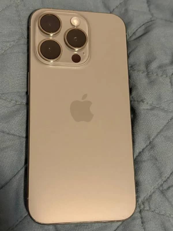 iPhone 15 Pro 128GB (Natural Titanium) — Батуми — 1 600 ₾