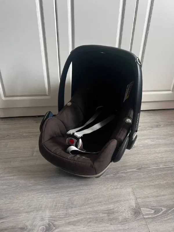Автолюлька Maxi-Cosi Pebble Plus i-Size — Тбилиси — 100 ₾
