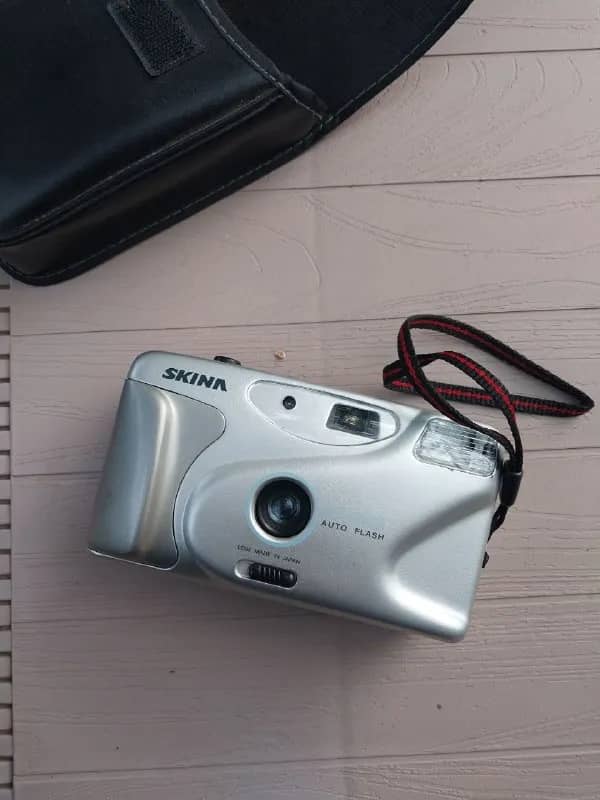 Продам Фотоаппарат SK-222 незнаю в рабочем состоянии или нет цену предлагайте — Тбилиси