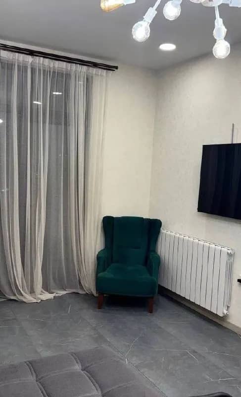 Срочно продам комплектом (2 кресла и диван) или по отдельности 1650 за все — Батуми
