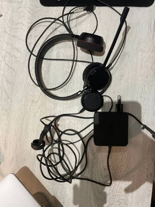 Jabra, Asus charger — Тбилиси — 70 ₾