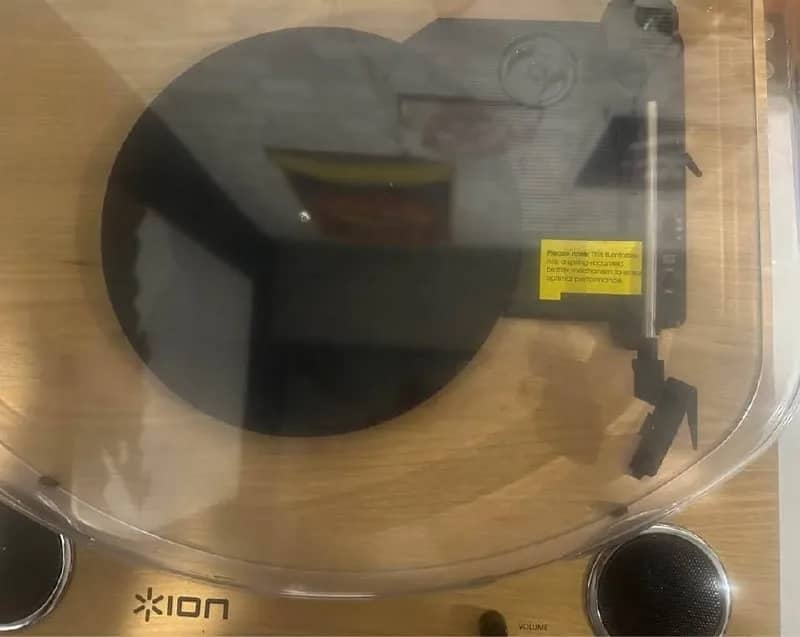 Виниловый проигрыватель ION Audio Max Lp — Тбилиси — 200 ₾