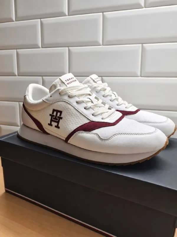 Кроссовки мужские Tommy Hilfiger 43 размер — Тбилиси — 100 ₾