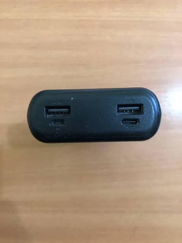 Продам powerbank в идеальном состоянии 20000mah. Купил 3 месяца назад. — Тбилиси — 35 ₾