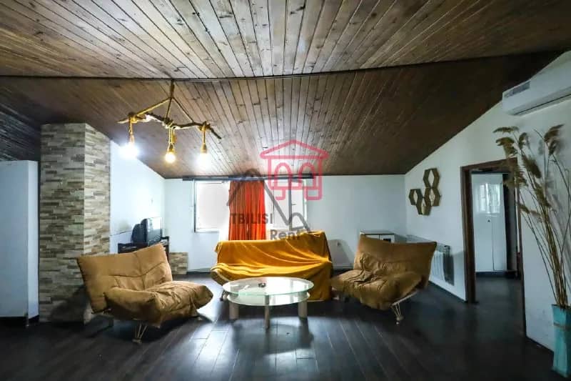 Сдаётся квартира с 3 спальнями — Тбилиси — 650 $
