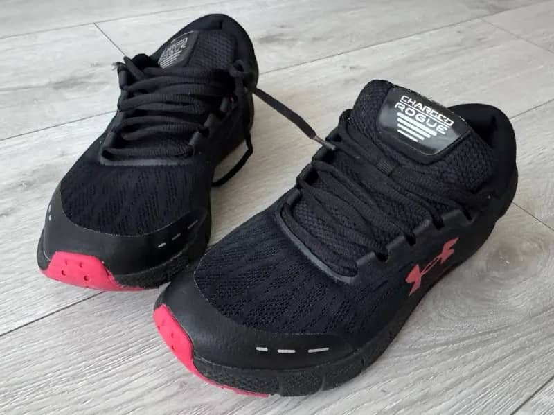 Продаю кроссовки Under Armour, 41 размер. Мне велики, не ношу — лежат без дела 50gel — Тбилиси — 50 ₾