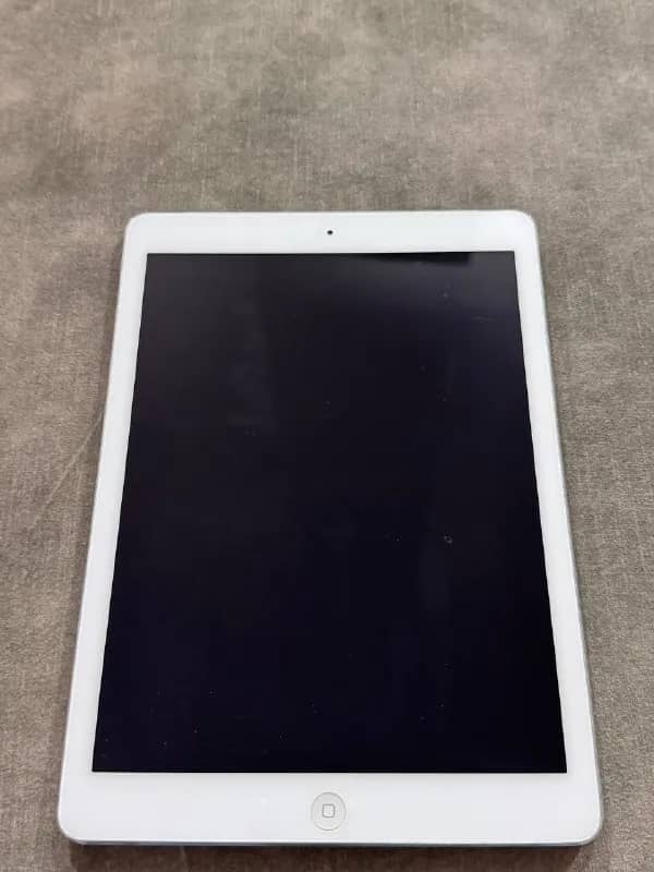 iPad Air 16 ГБ — Тбилиси — 150 ₾
