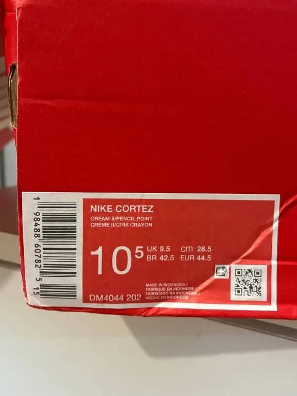 Продам новые кроссовки Nike Cortez — Батуми — 200 ₾