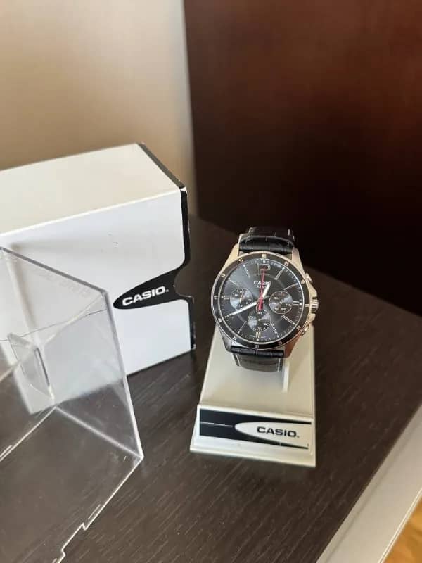 Часы Casio новые в коробке — Тбилиси — 120 ₾