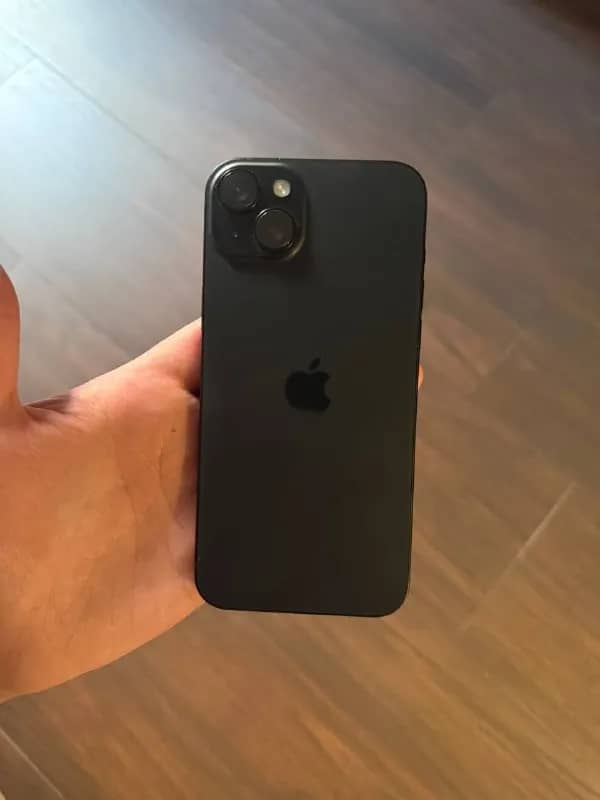 iPhone 15 Plus — Батуми