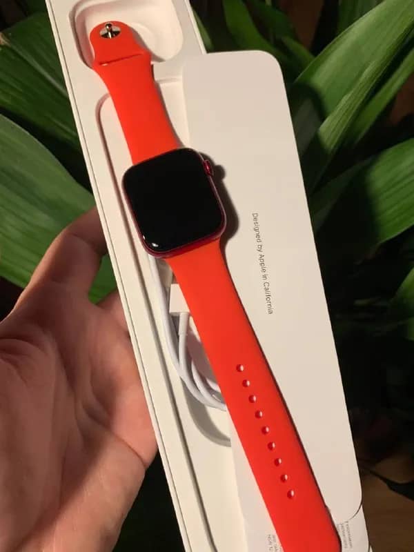 Apple Watch Series 7 (GPS) — 45 mm — Тбилиси — 350 ₾