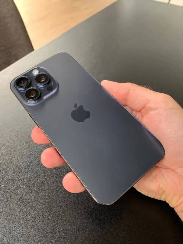 iPhone 15 Pro Max, Blue Titanium — SIM + eSIM — Батуми — 1 800 ₾