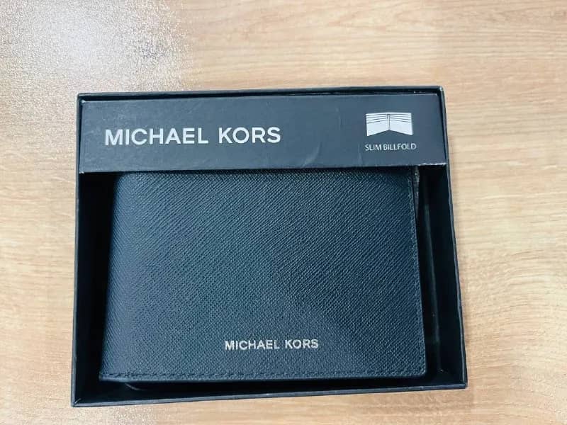Бумажник Michael Kors новый — Ереван — 13 000 ֏