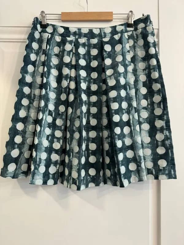Sisley (L) — Батуми — 35 ₾