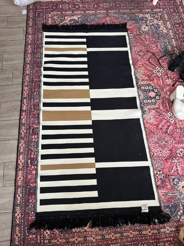 Ковер из manamo — Тбилиси — 35 ₾