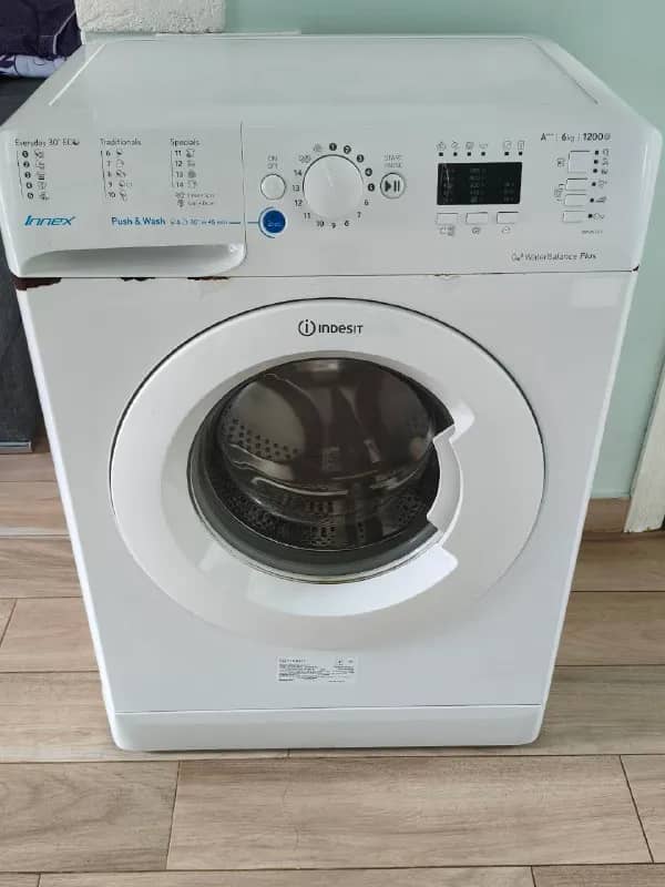 Стиральная машина Indesit — Батуми — 400 ₾