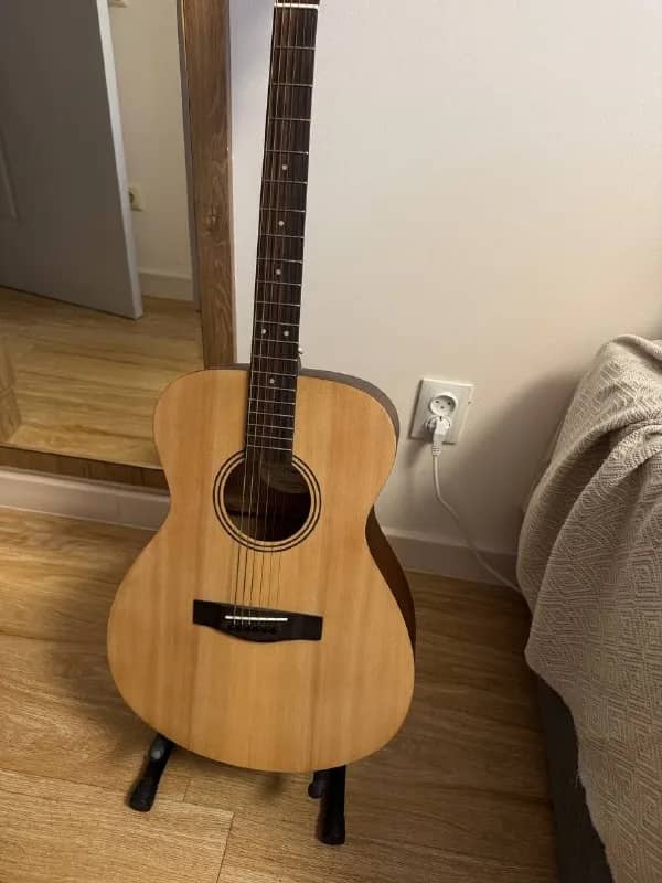 Гитара акустическая Yamaha FS400 — Батуми — 550 ₾