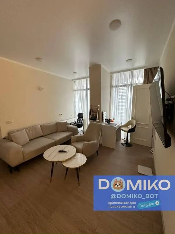 Квартира 76 кв/м на проспекте Жиули Шартава, 32 — Батуми — 1 000 $