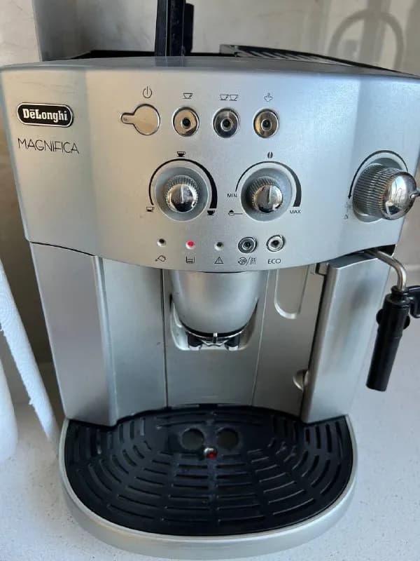 Delonghi magnifica esam 4200.s — Тбилиси — 500 ₾