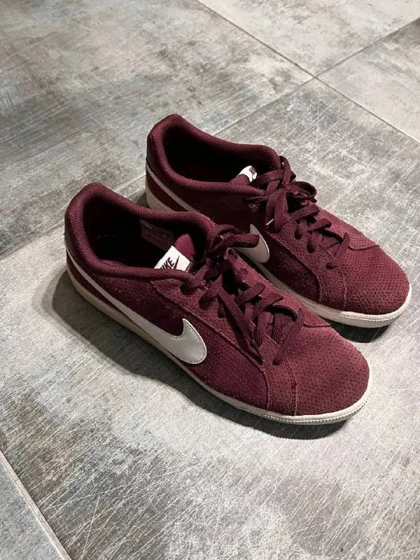 Nike (44–45) — Батуми — 90 ₾