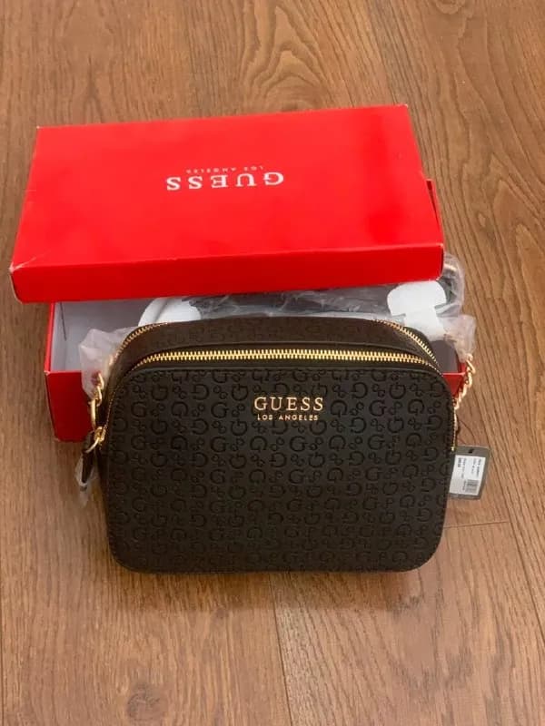 190 лари, guess brand — Тбилиси — 190 ₾
