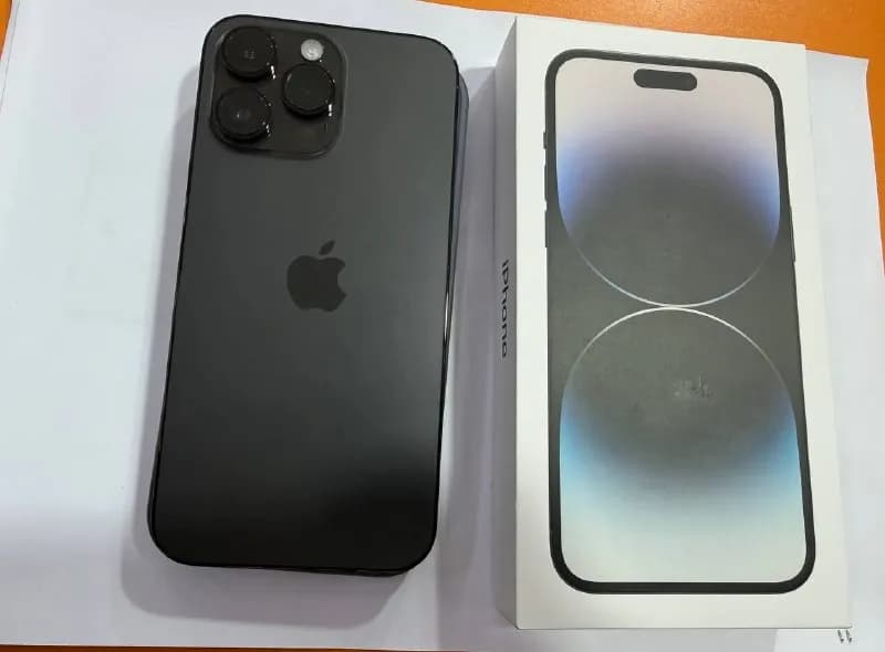iPhone 14 Pro Max, полностью исправен, цена 1350 GEL, с гарантией. — Батуми — 1 350 ₾
