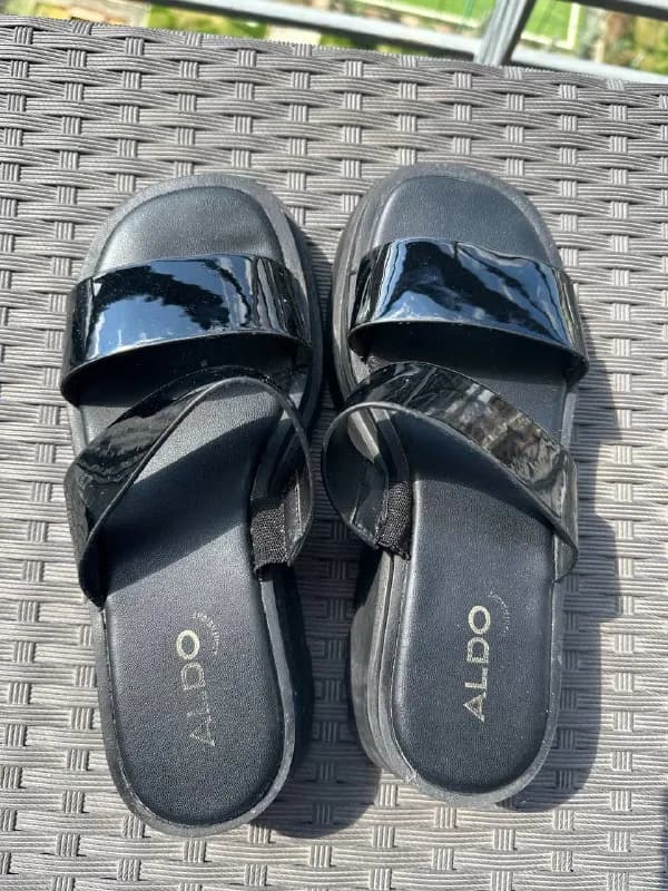 1)Черные сандали Аldo, размер 37 — Тбилиси — 60 ₾