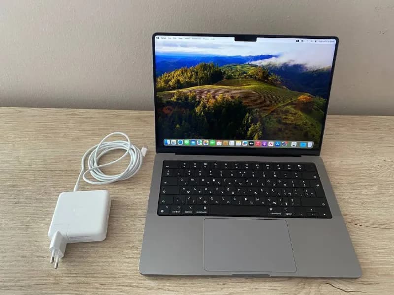 MacBook Pro (14-inch, Space Gray) — Тбилиси — 1 400 ₾