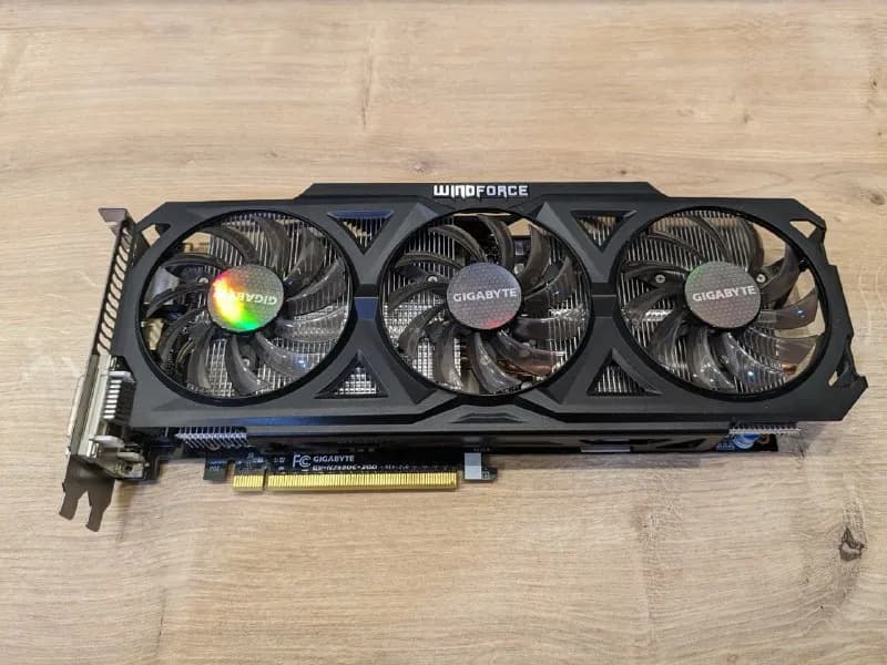 1) Видеокарта gigabyte gtx 760 2gb. Работает хорошо. 70 лари — Тбилиси — 70 ₾
