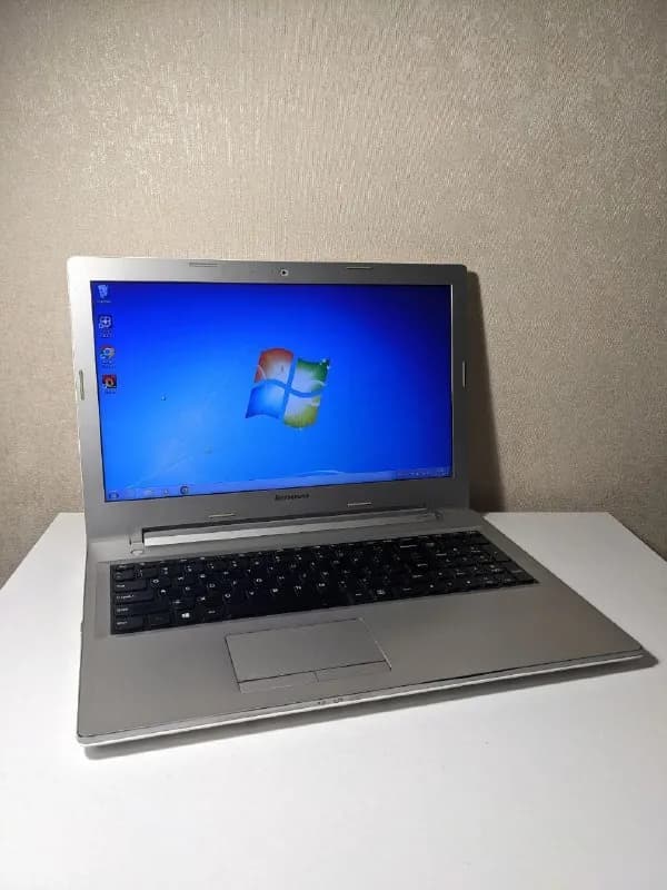 1)Lenovo Z50-70, состояние нормальное, есть потёртости. Батарея держит часа 3-4 — Тбилиси — 260 ₾