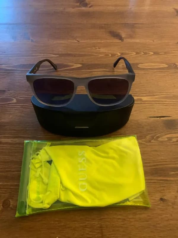 Очки Guess новые — Тбилиси — 150 ₾