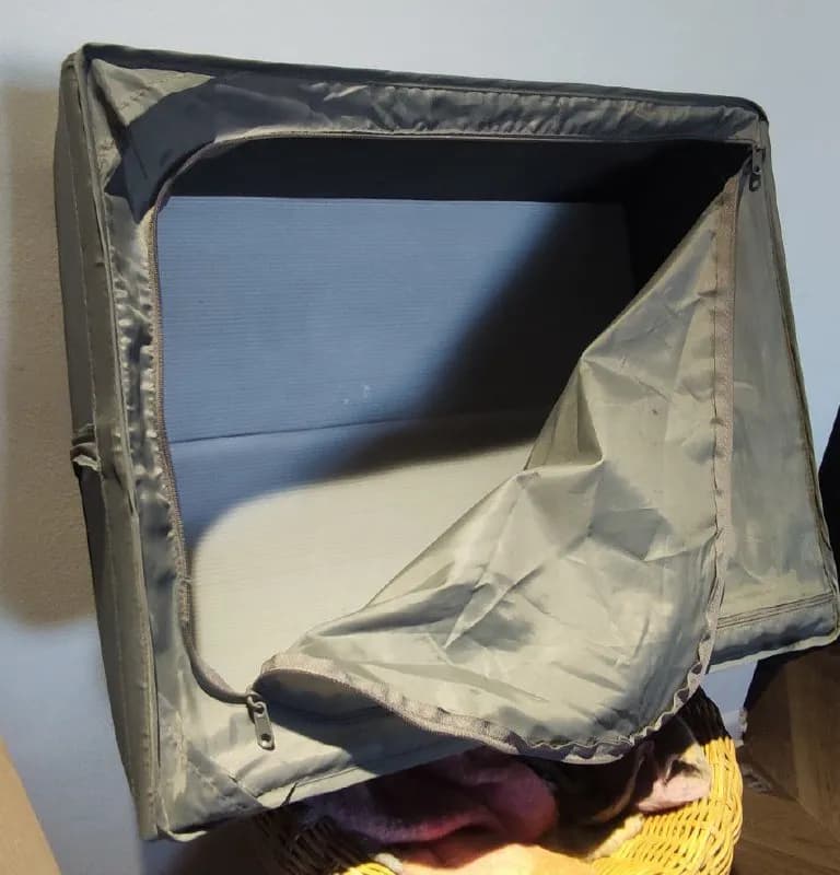 55×45×19см, с уплотненным дном. Отлично подходит для хранения объемных и сезонных вещей под кроватью — Тбилиси — 35 ₾